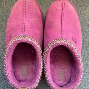 UGG Kids Pink Suede Plush-Lined Slip-On Slippers